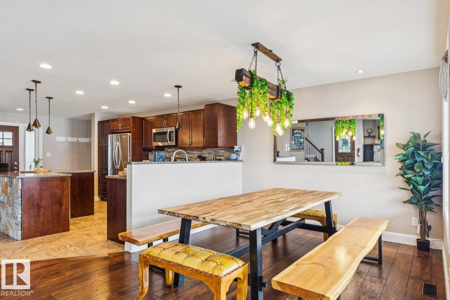 14 Spruce RD - 23