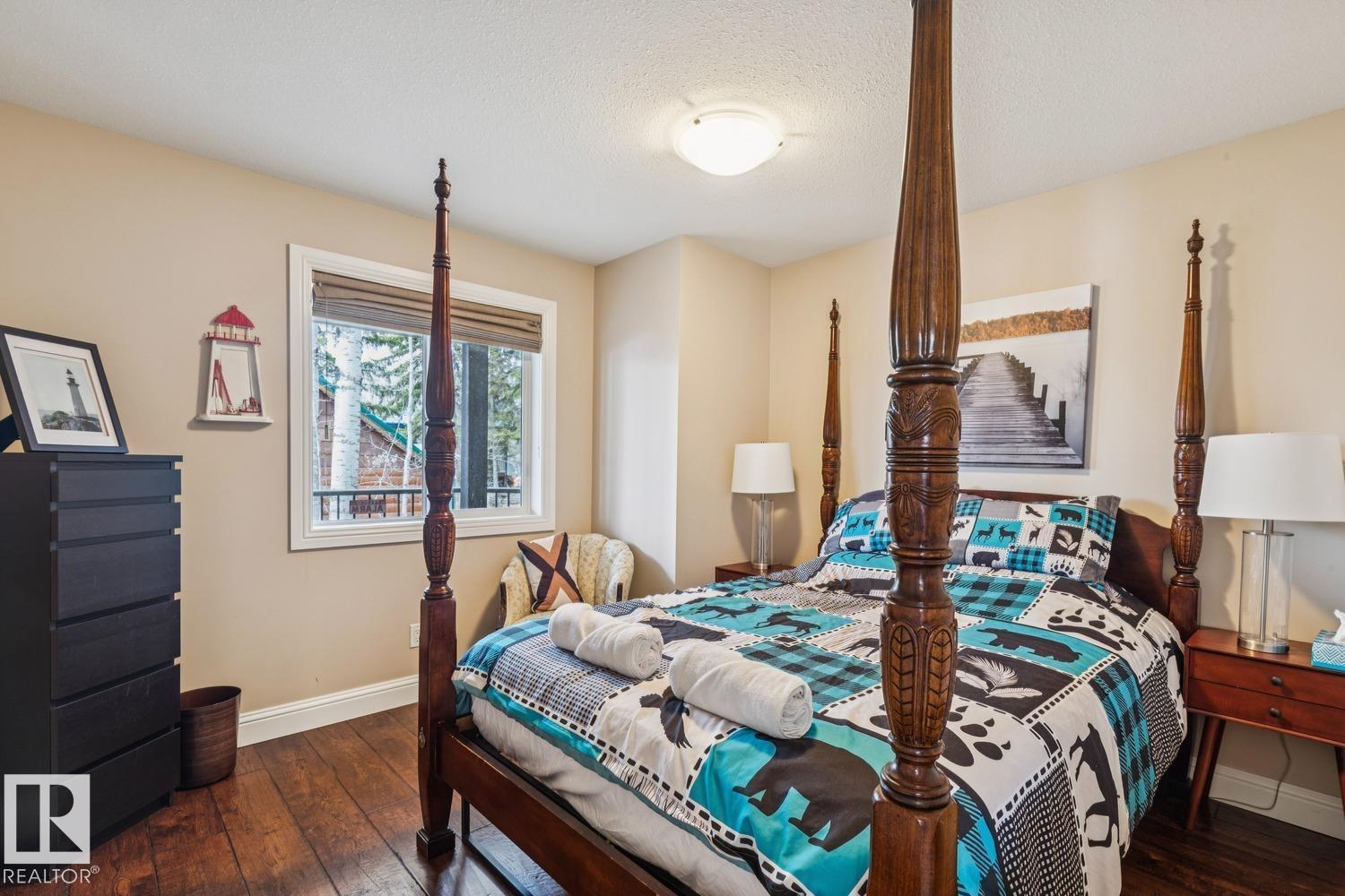 14 Spruce RD - 26