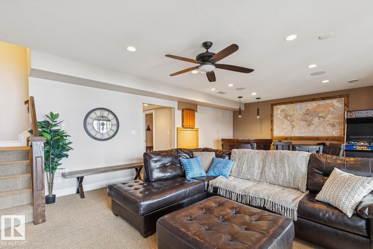 14 Spruce RD - 36
