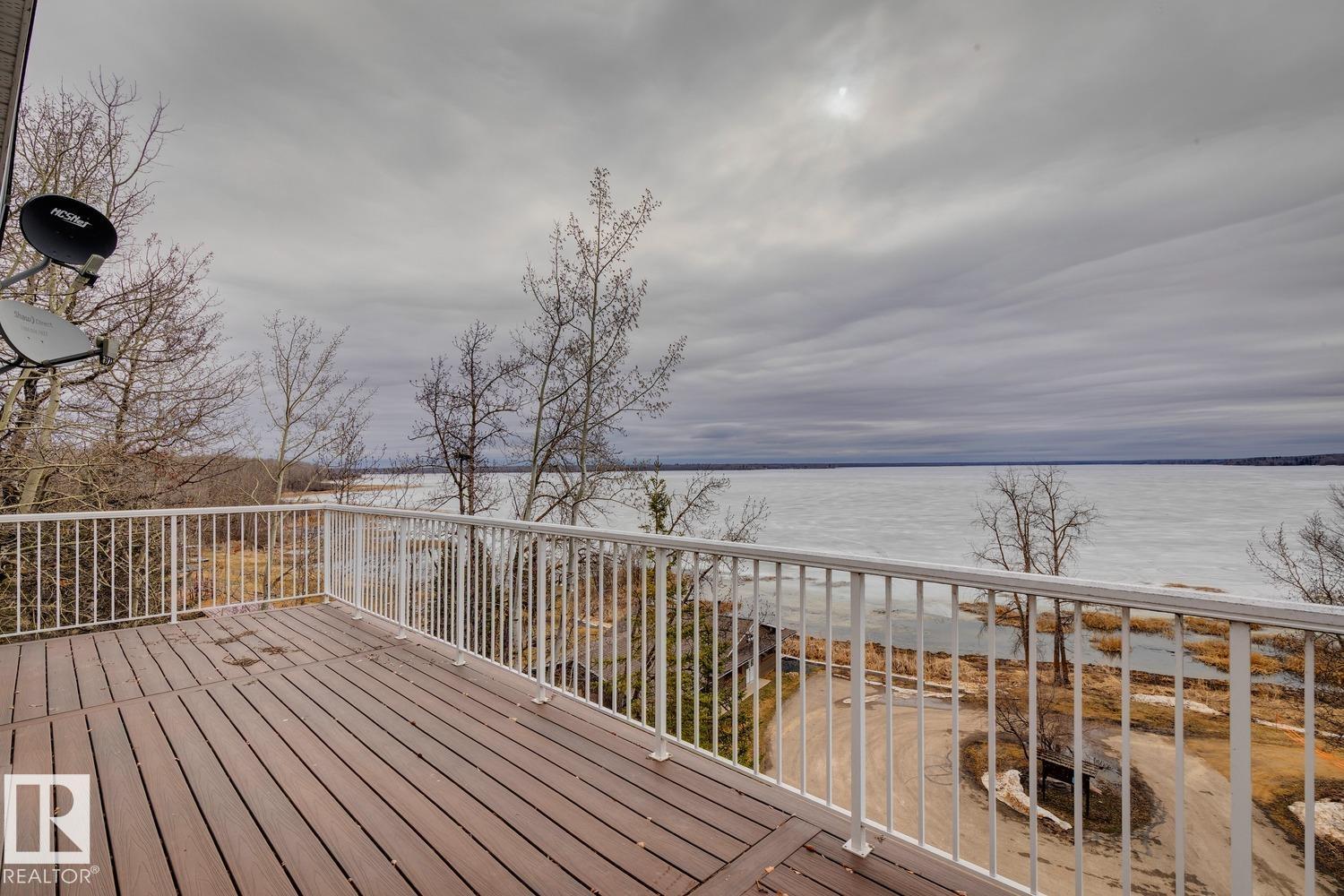 14 Spruce RD - 40