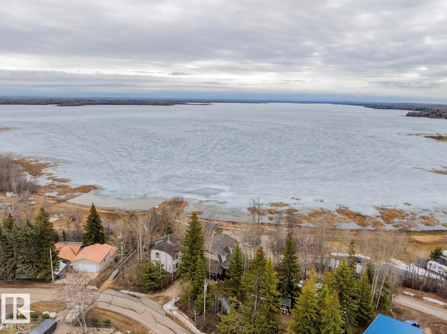 14 Spruce RD - 6