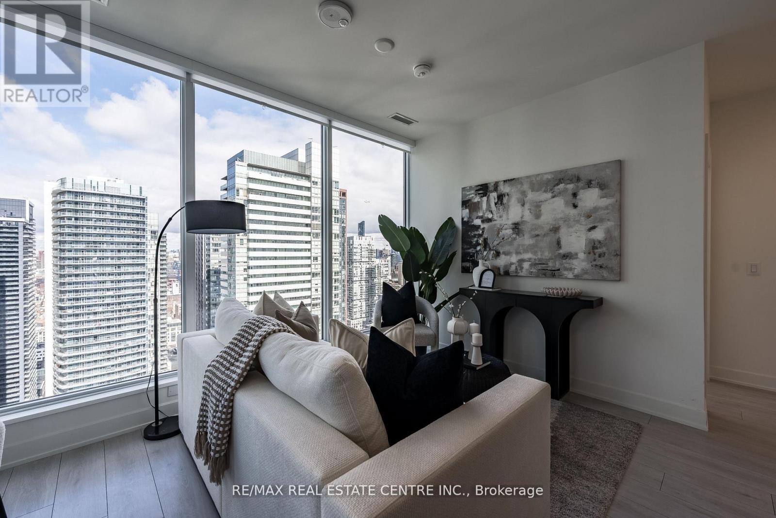 #3504 15 MERCER STREET - 11