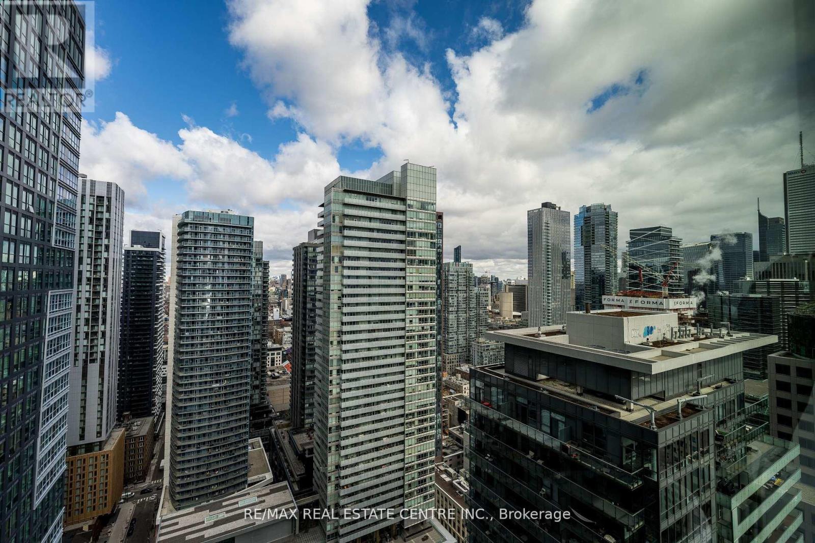 #3504 15 MERCER STREET - 33
