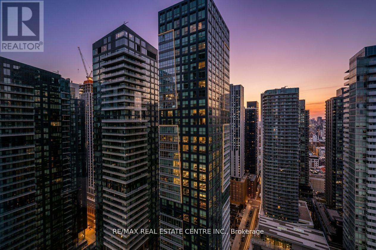 #3504 15 MERCER STREET - 39