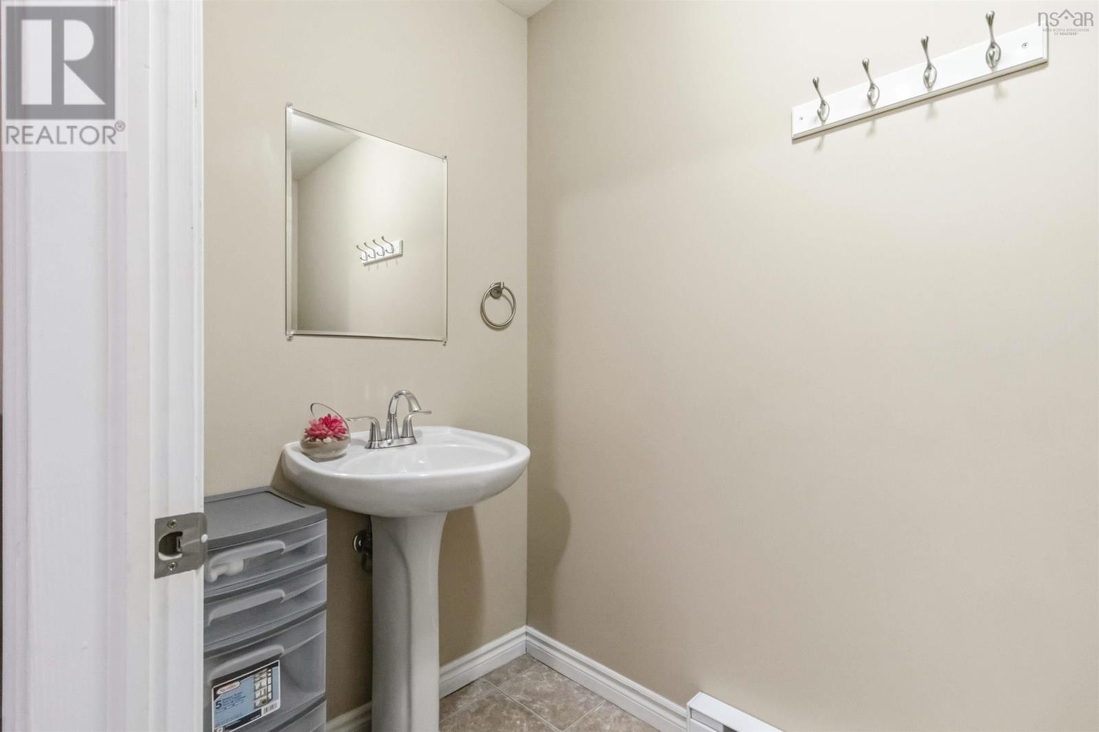 Property 39 of 50 of 33 Riverwood Drive