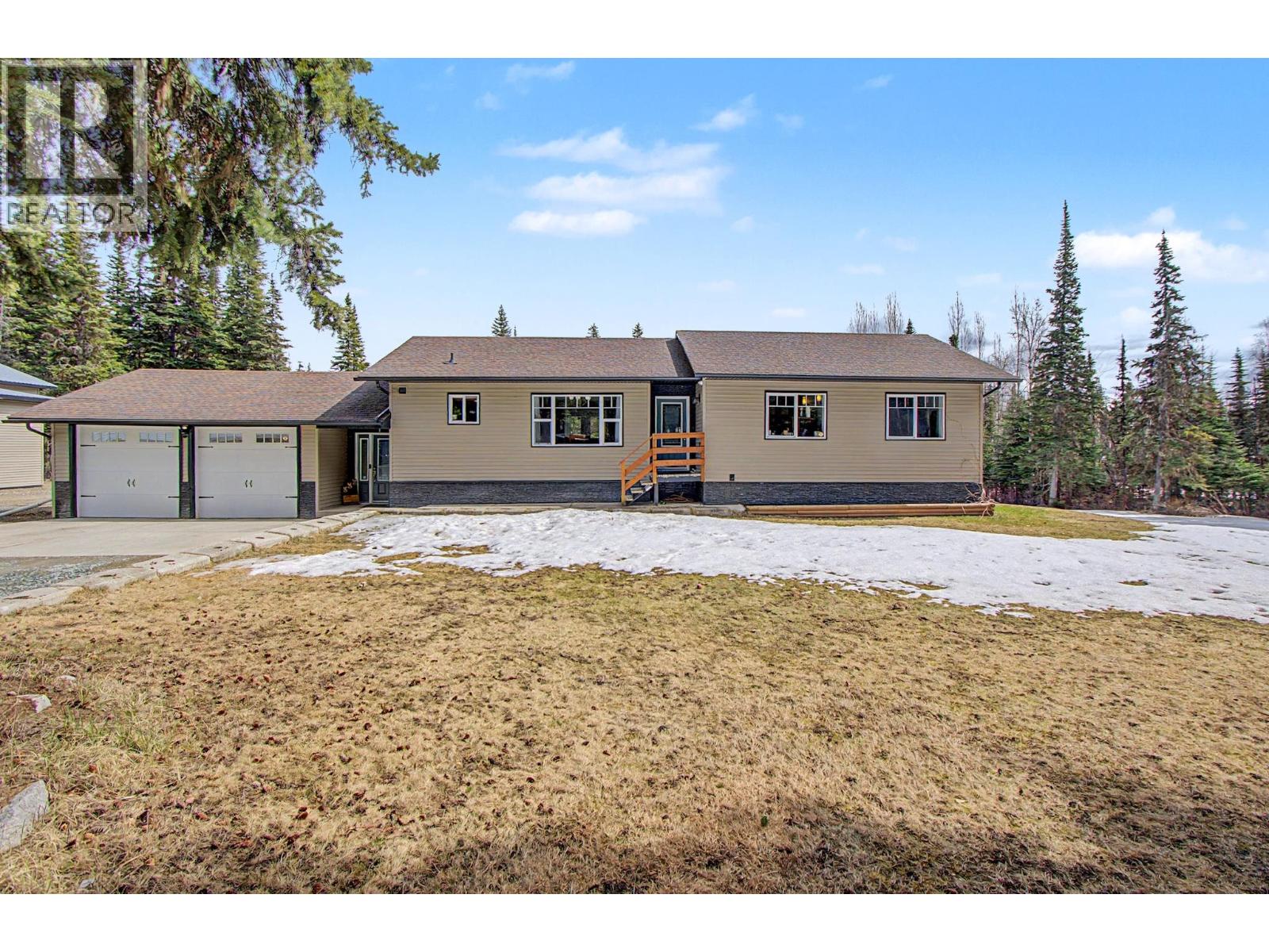 Kitchen of 11320 PILOT MOUNTAIN ROAD · Prince George, BC