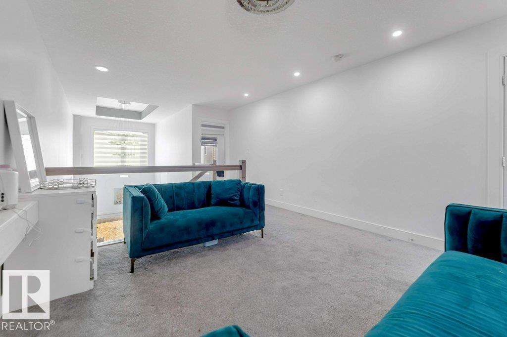 3521 5A AV SW - 18