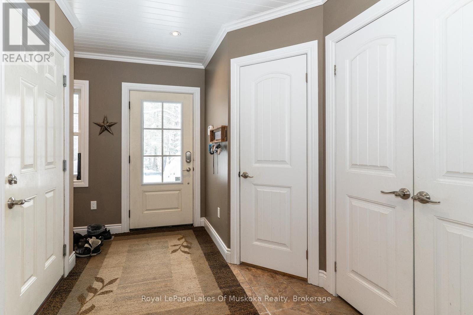 1039 FALKENBURG ROAD - 26