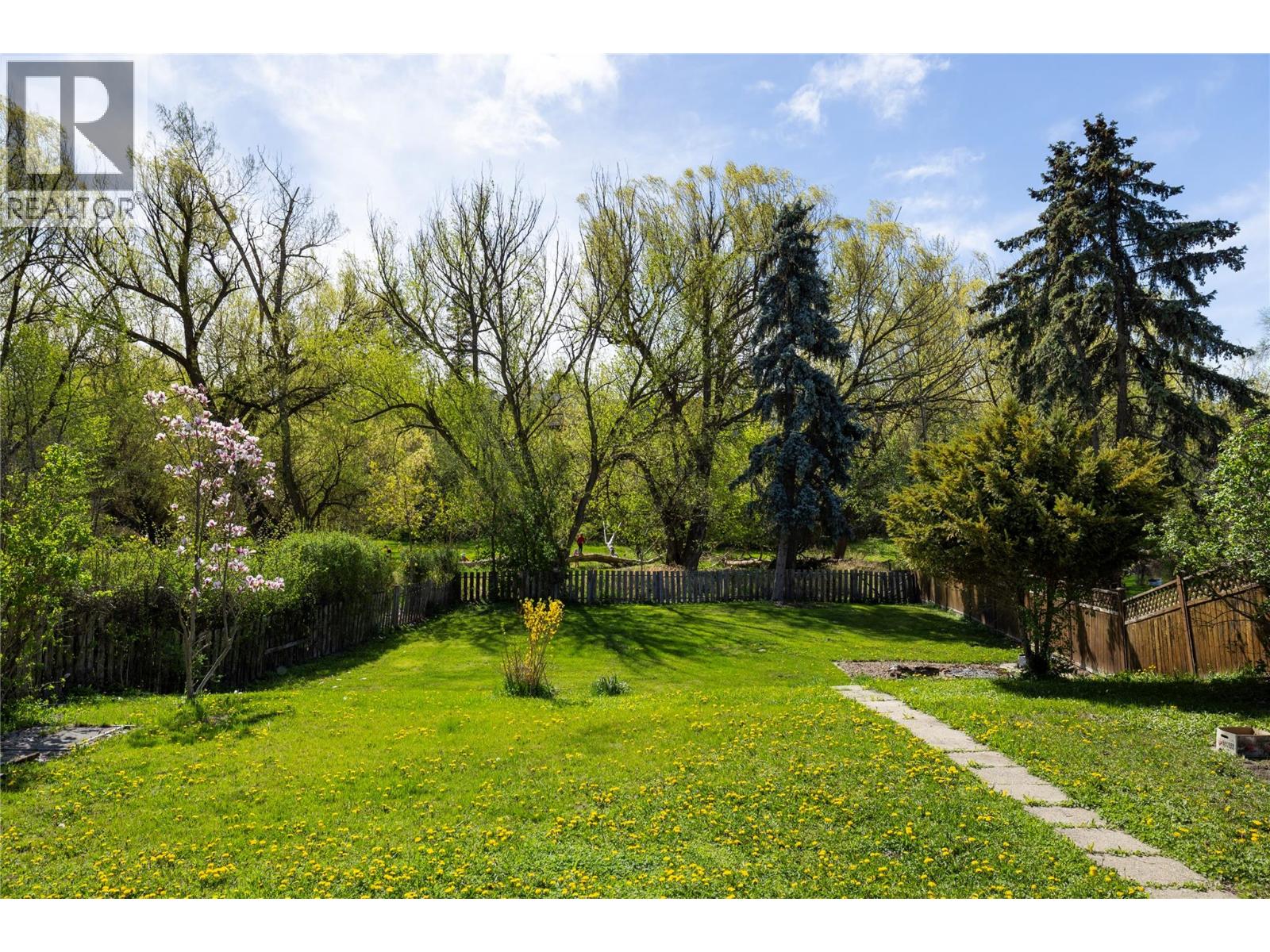 3700 24 Avenue, Vernon