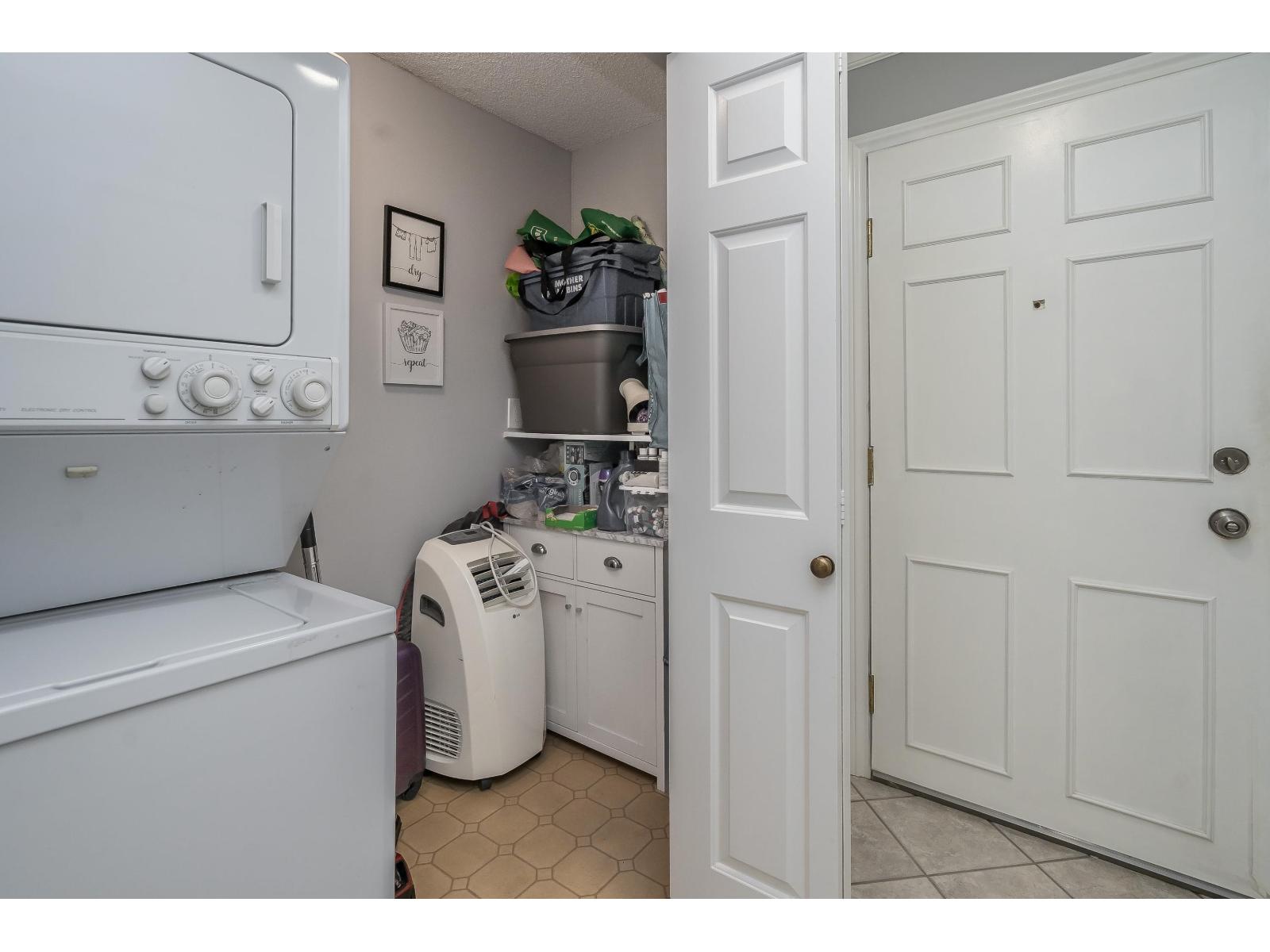 #1005-11910 80 Avenue, Delta