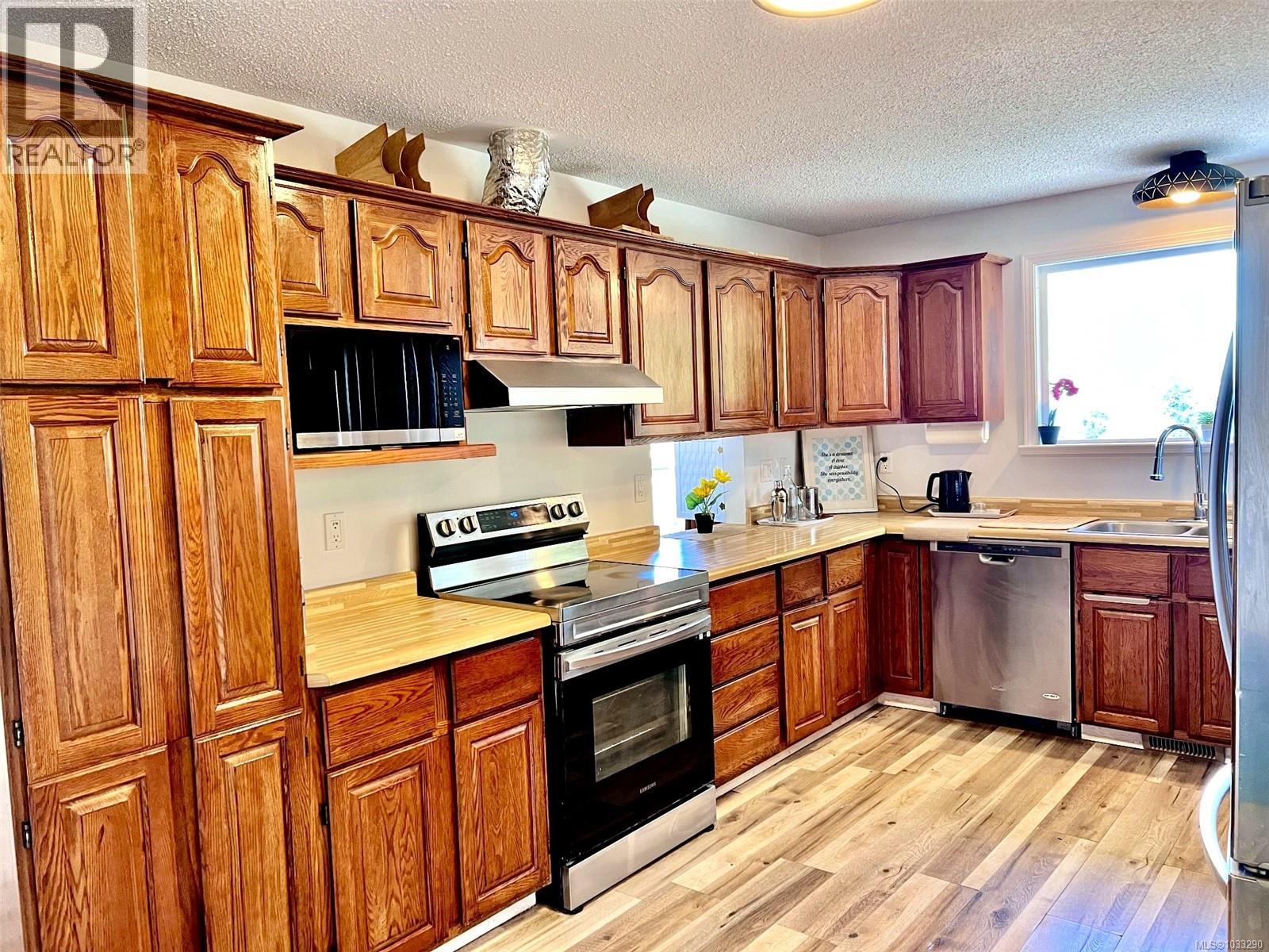 5560 Oceanview Terr - 10