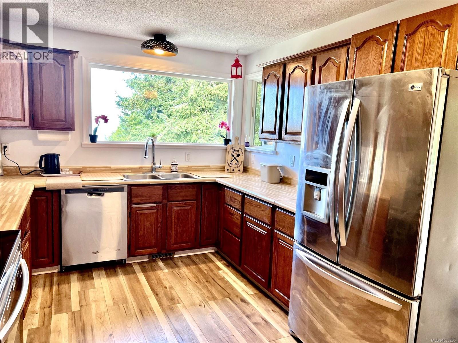 5560 Oceanview Terr - 11