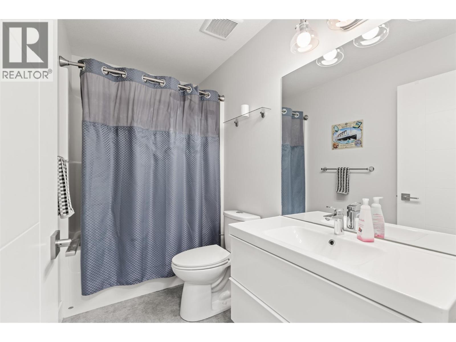 1804 46 Avenue Unit# 4, Vernon