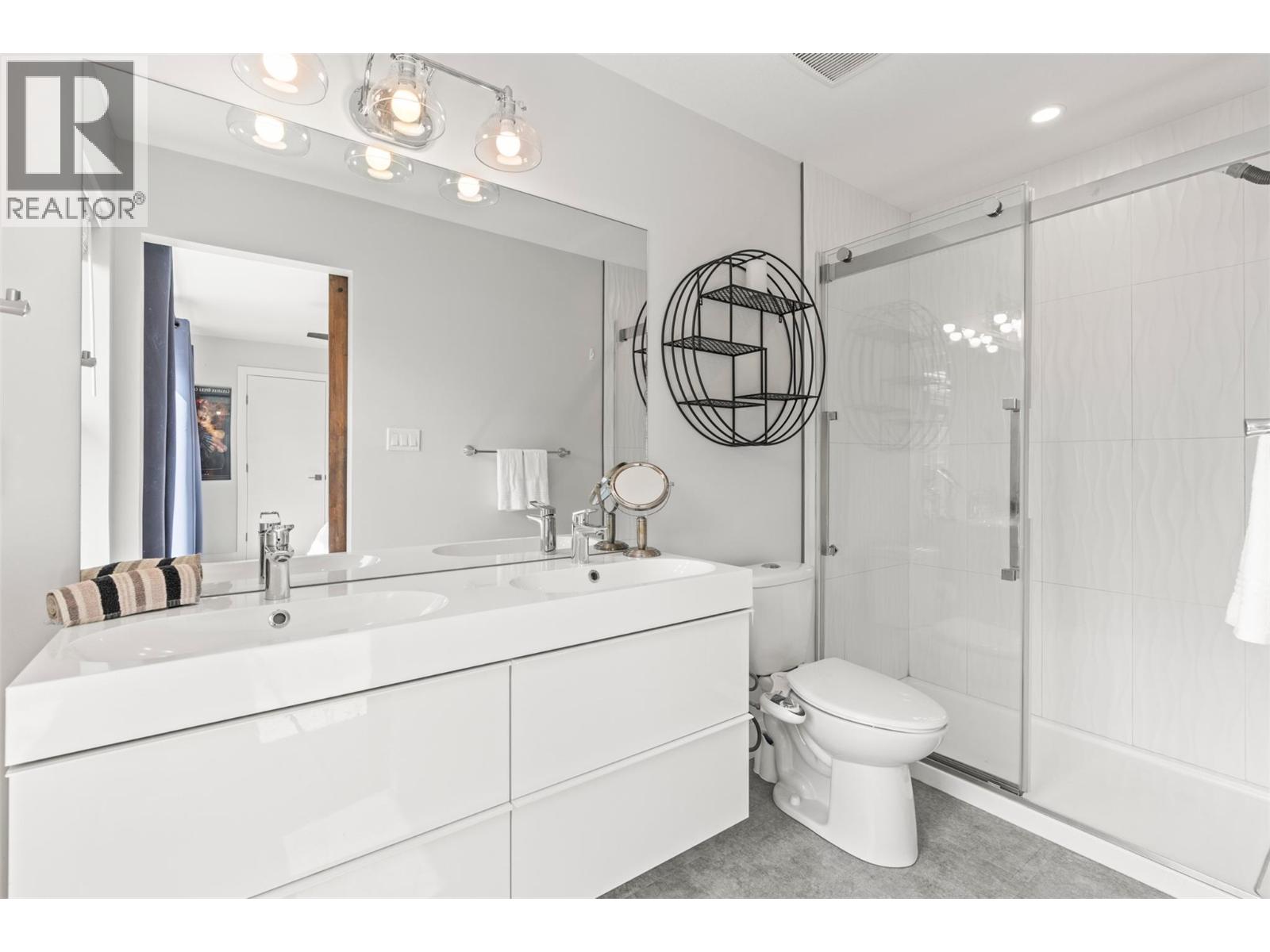 1804 46 Avenue Unit# 4, Vernon