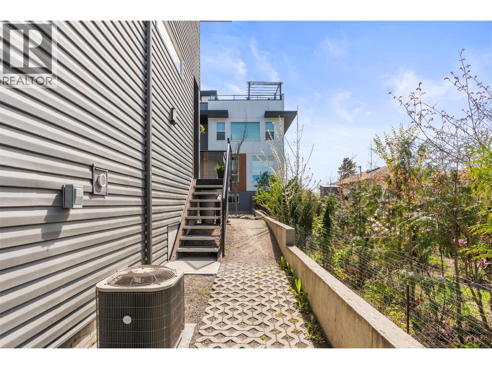 1804 46 Avenue Unit# 4, Vernon