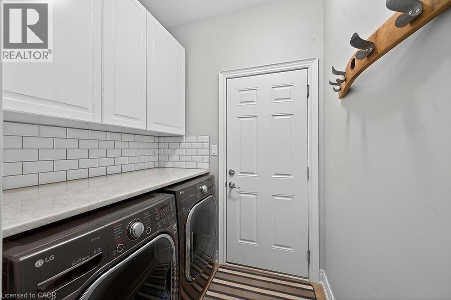 19 LAMPMAN Drive — photo 21