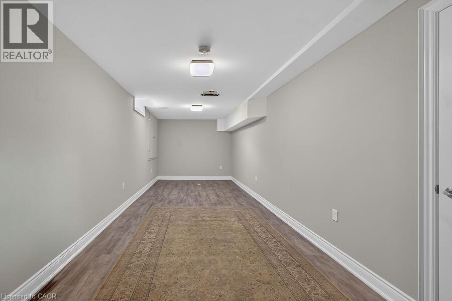 19 LAMPMAN Drive — photo 26