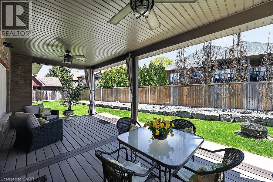 19 LAMPMAN Drive - 33