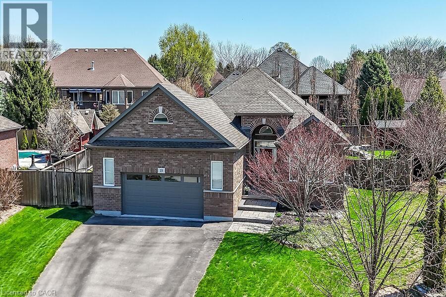 19 LAMPMAN Drive — photo 46