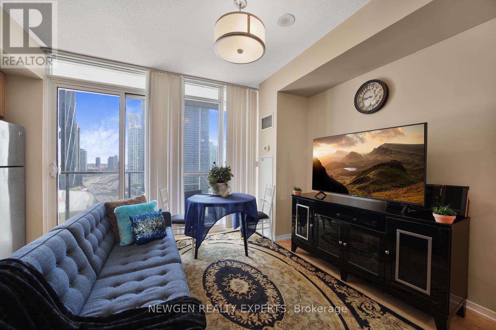 #1506 55 BREMNER BOULEVARD - 20