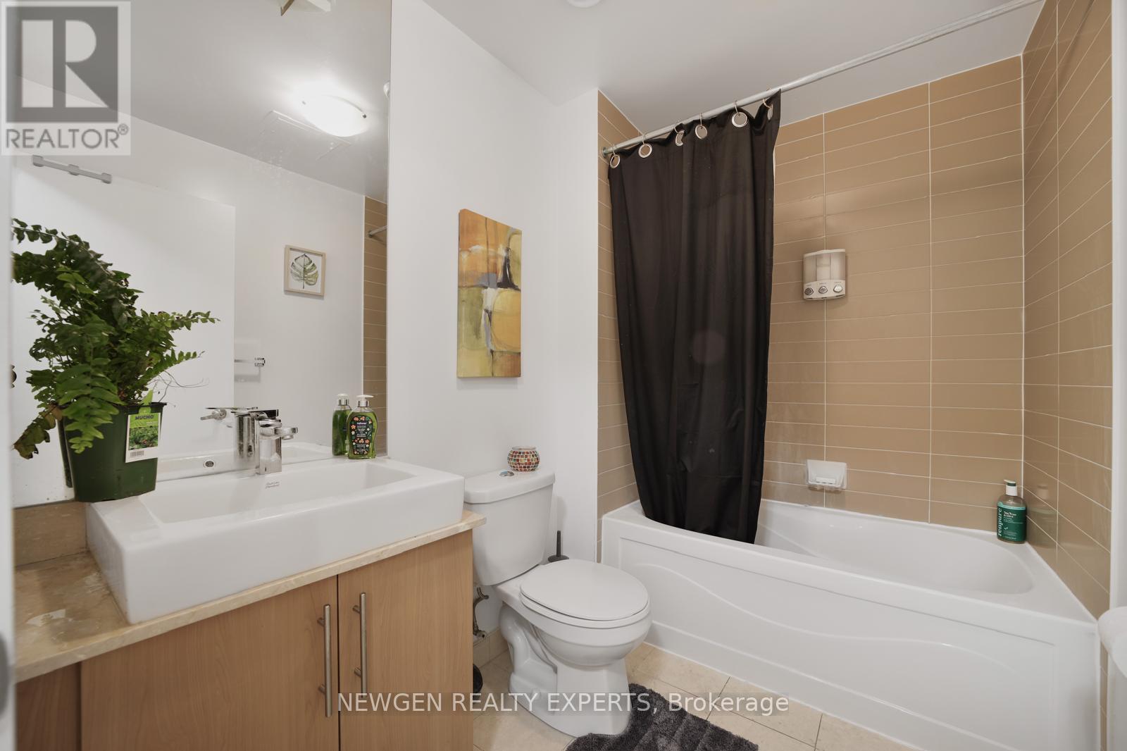 #1506 55 BREMNER BOULEVARD - 4