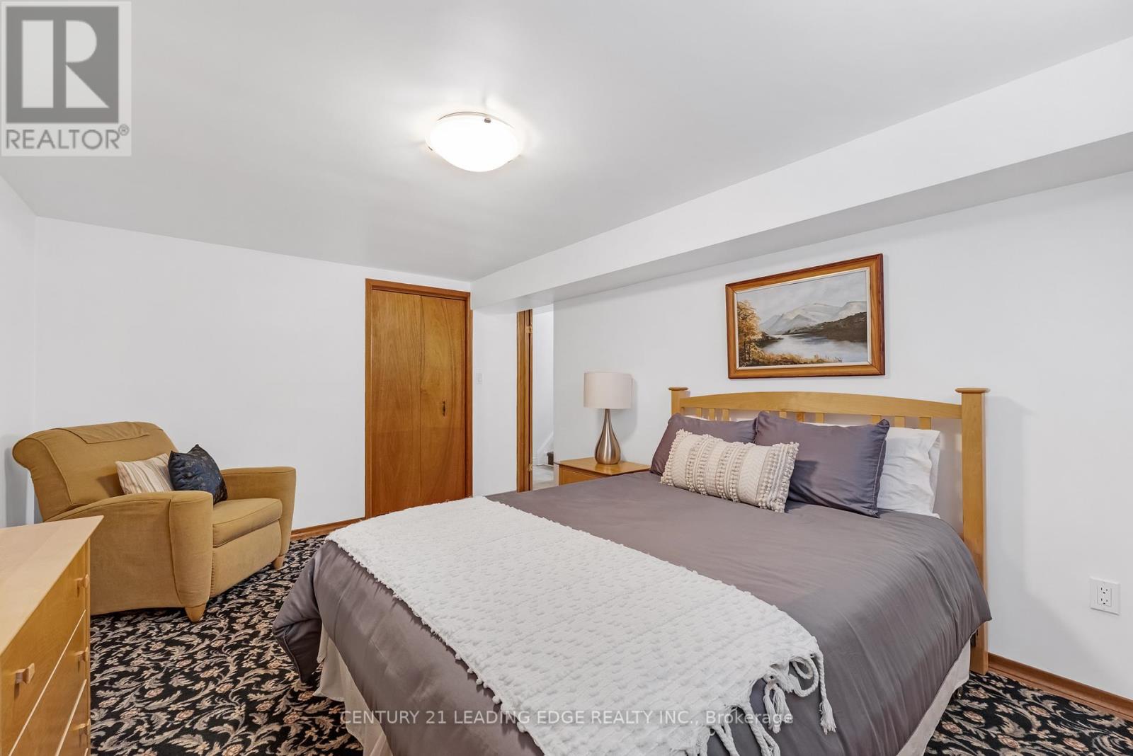 basement bedroom
