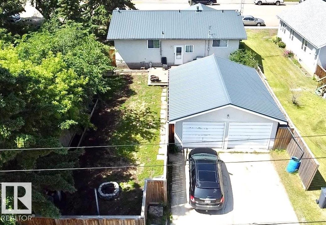 5025 54 ST - 26