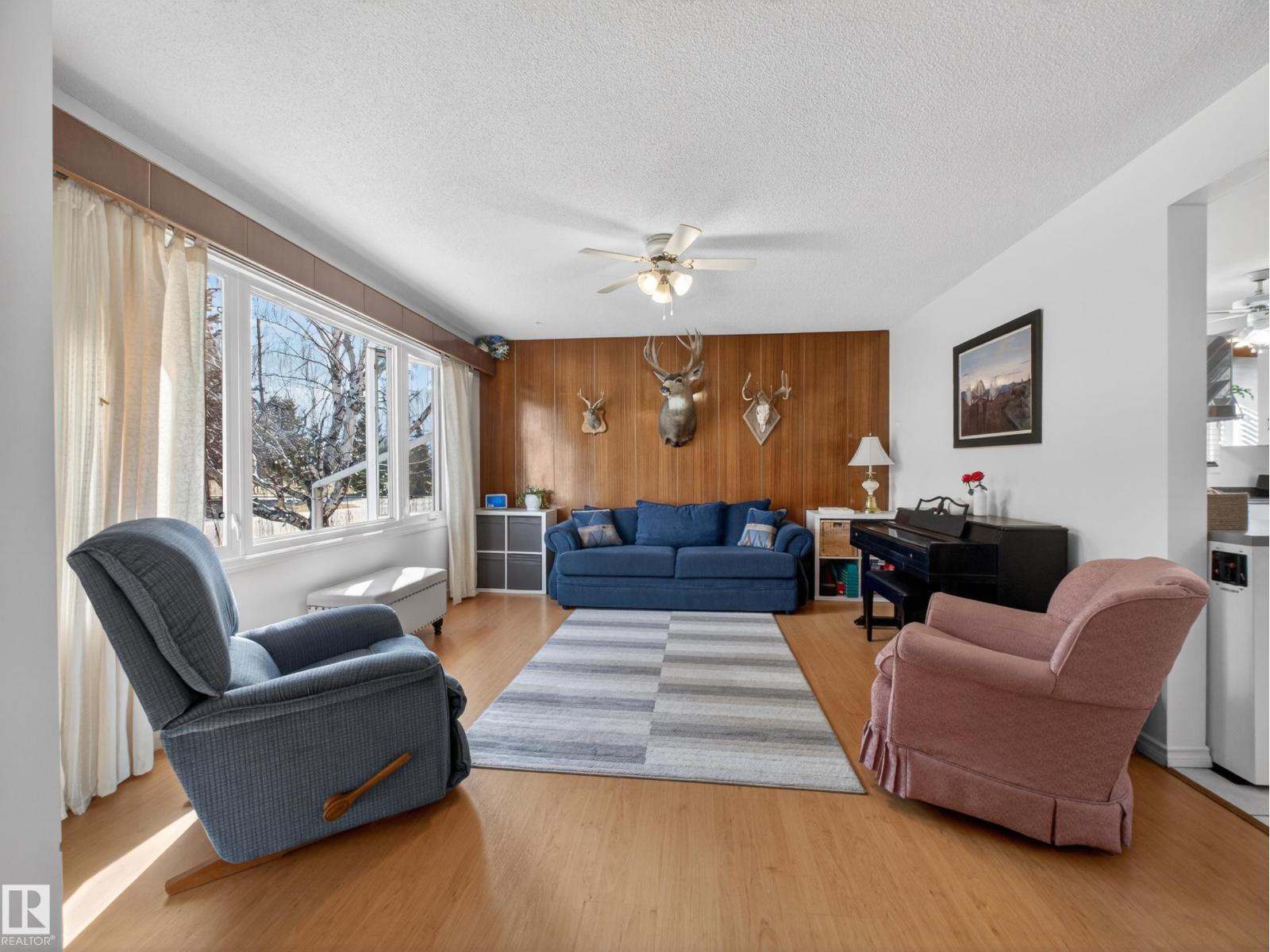 7214 78 AV NW - 15