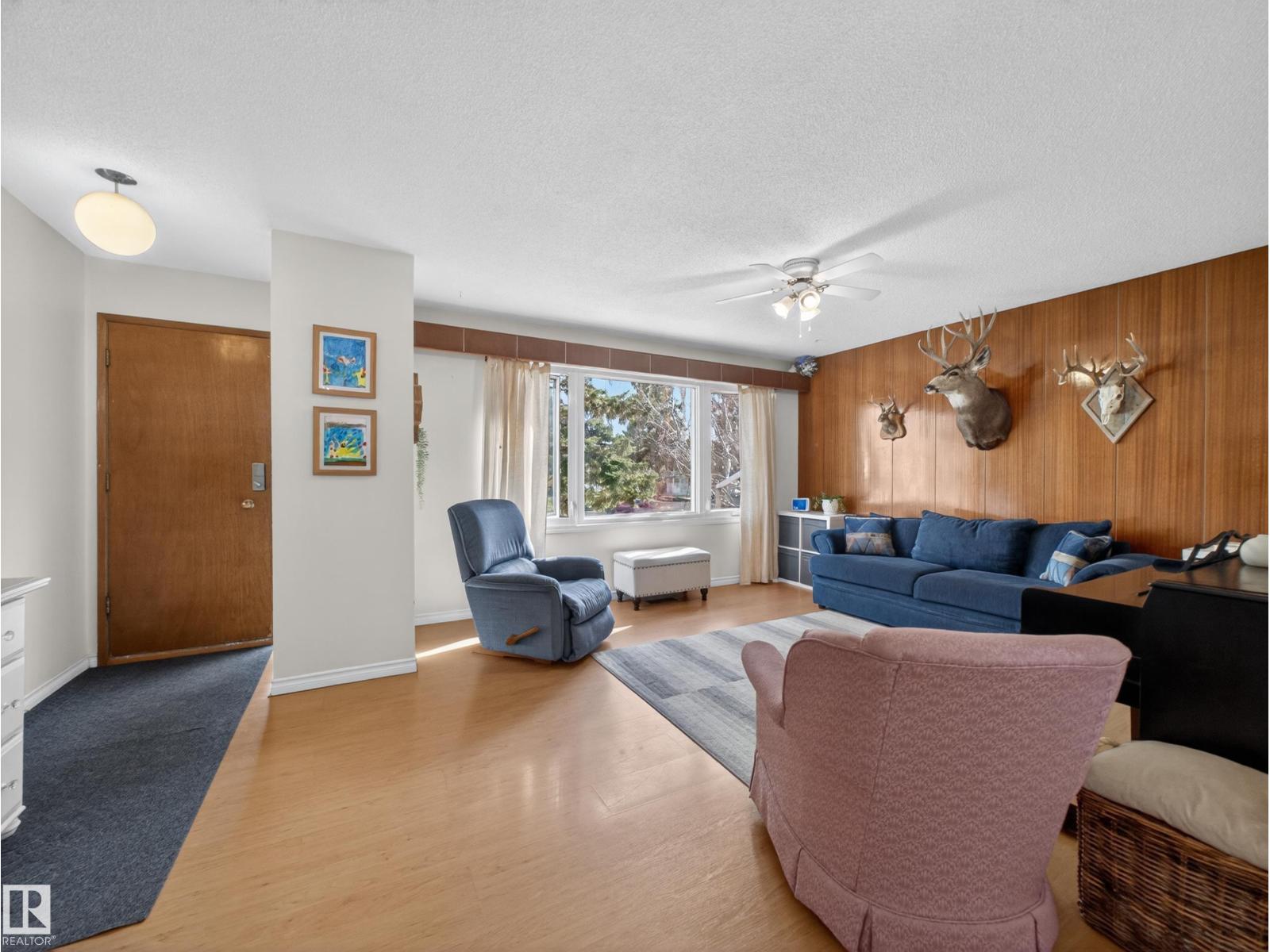 7214 78 AV NW - 16