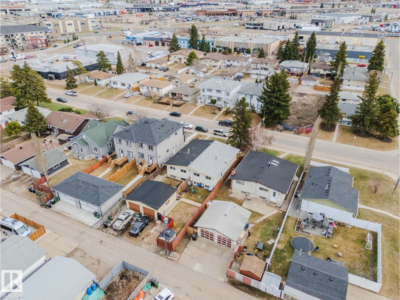 7214 78 AV NW - 52