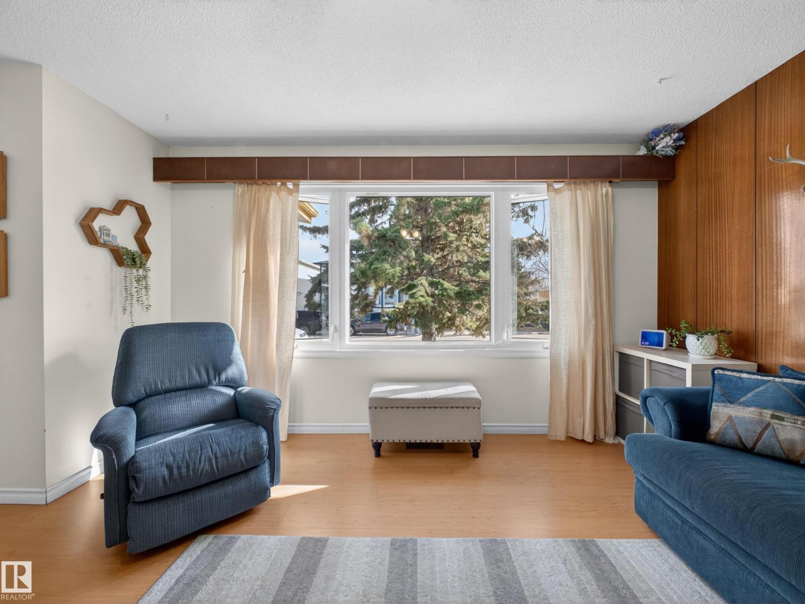 7214 78 AV NW - 9