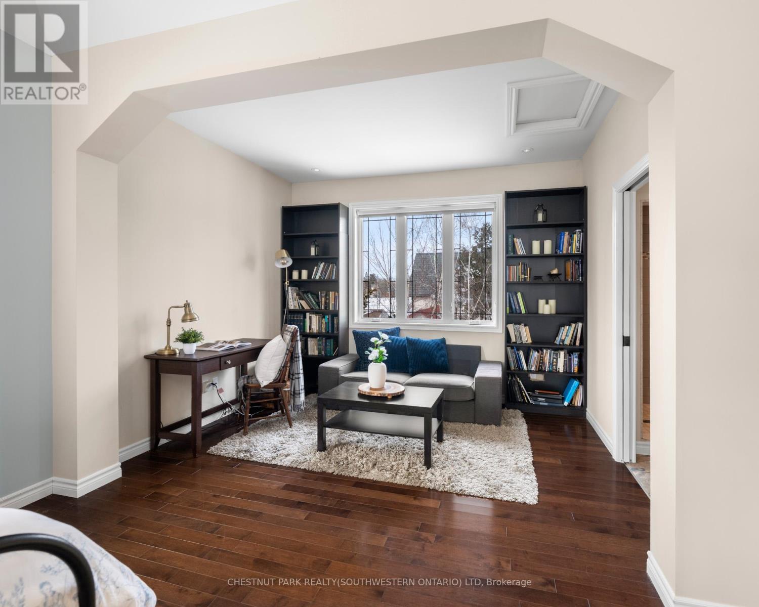 75 LYON AVENUE - 20