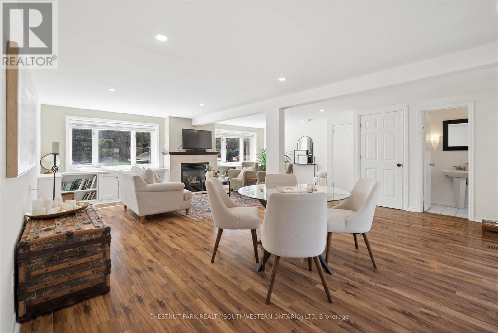 75 LYON AVENUE - 30
