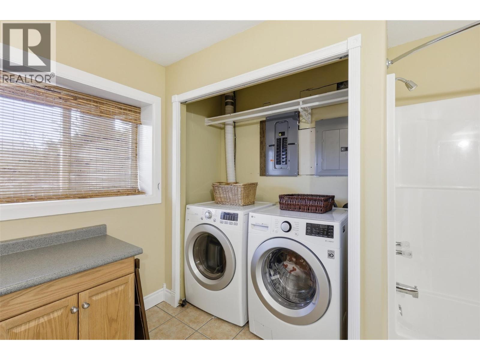 4948 Woodland Court - 29