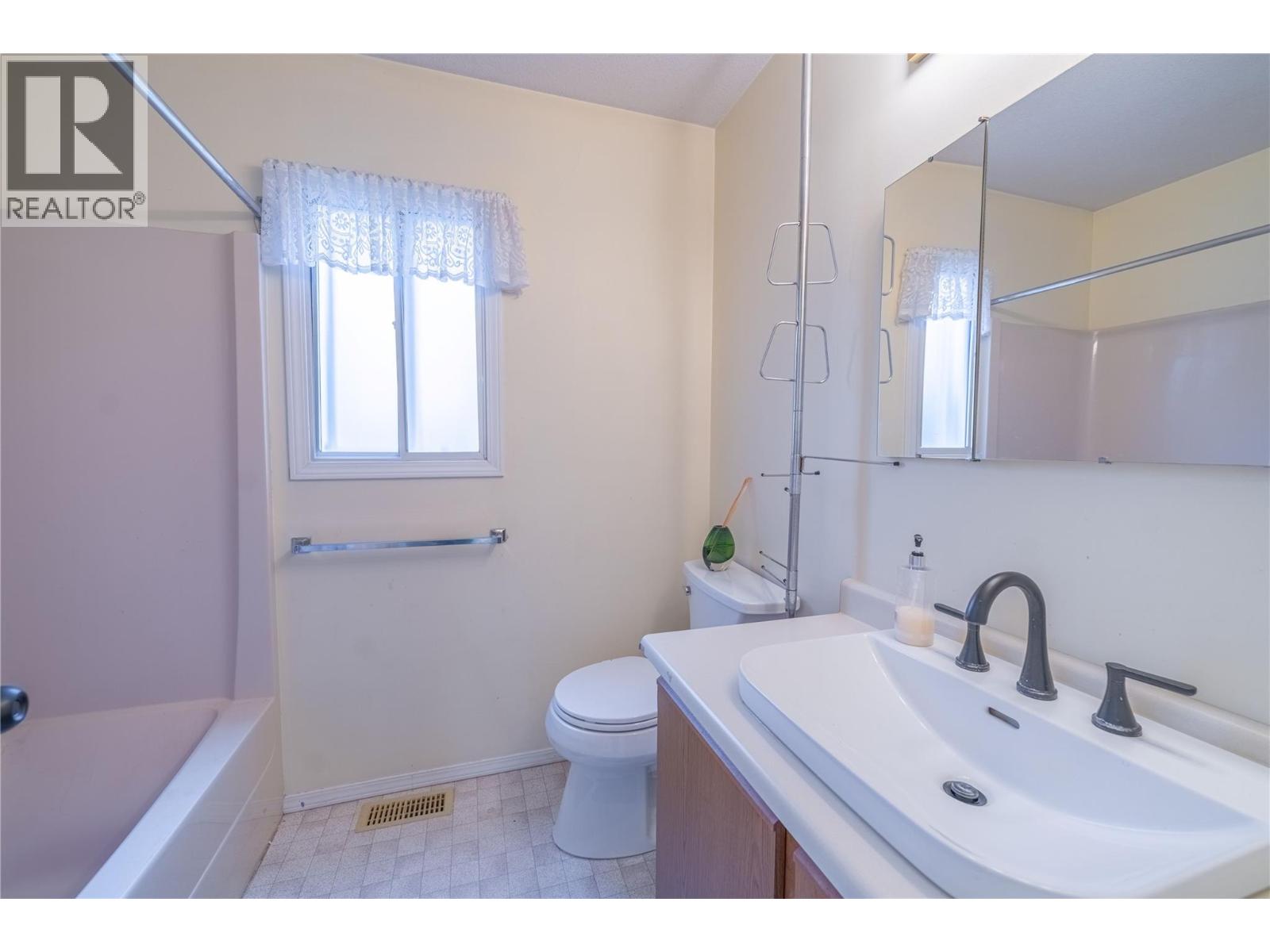 151 Molnar Road - 18