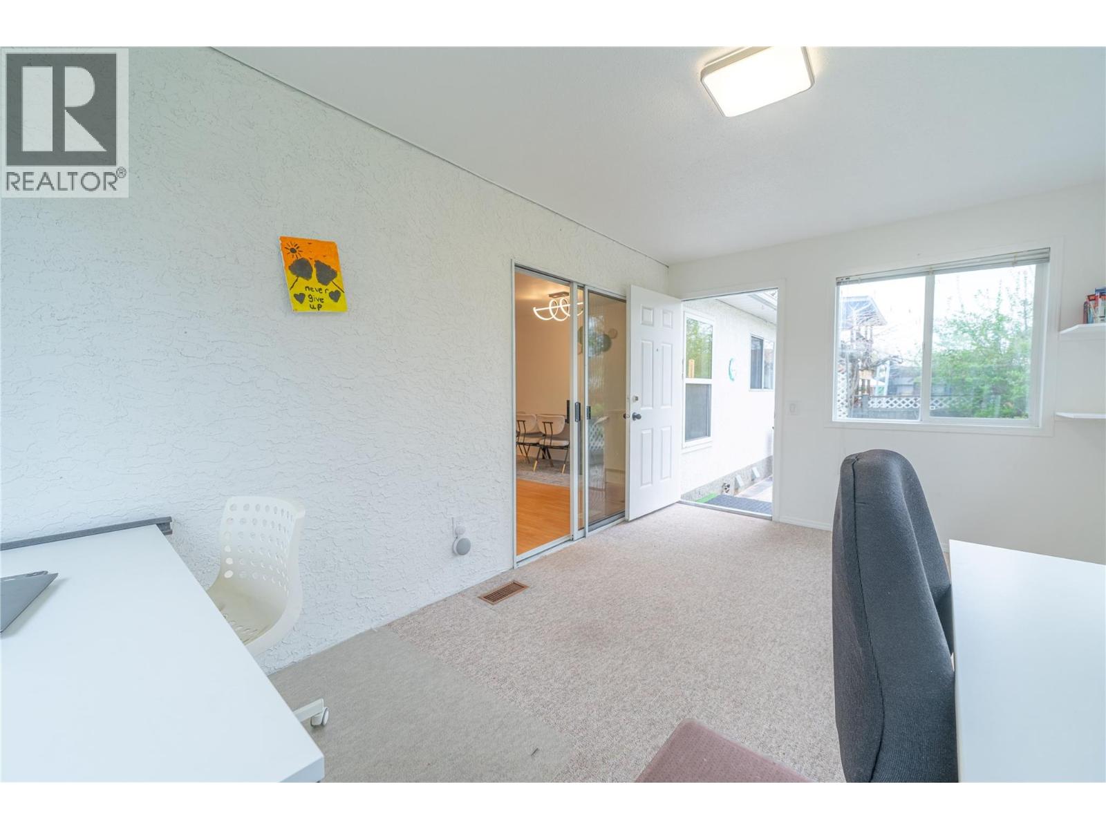 151 Molnar Road - 26