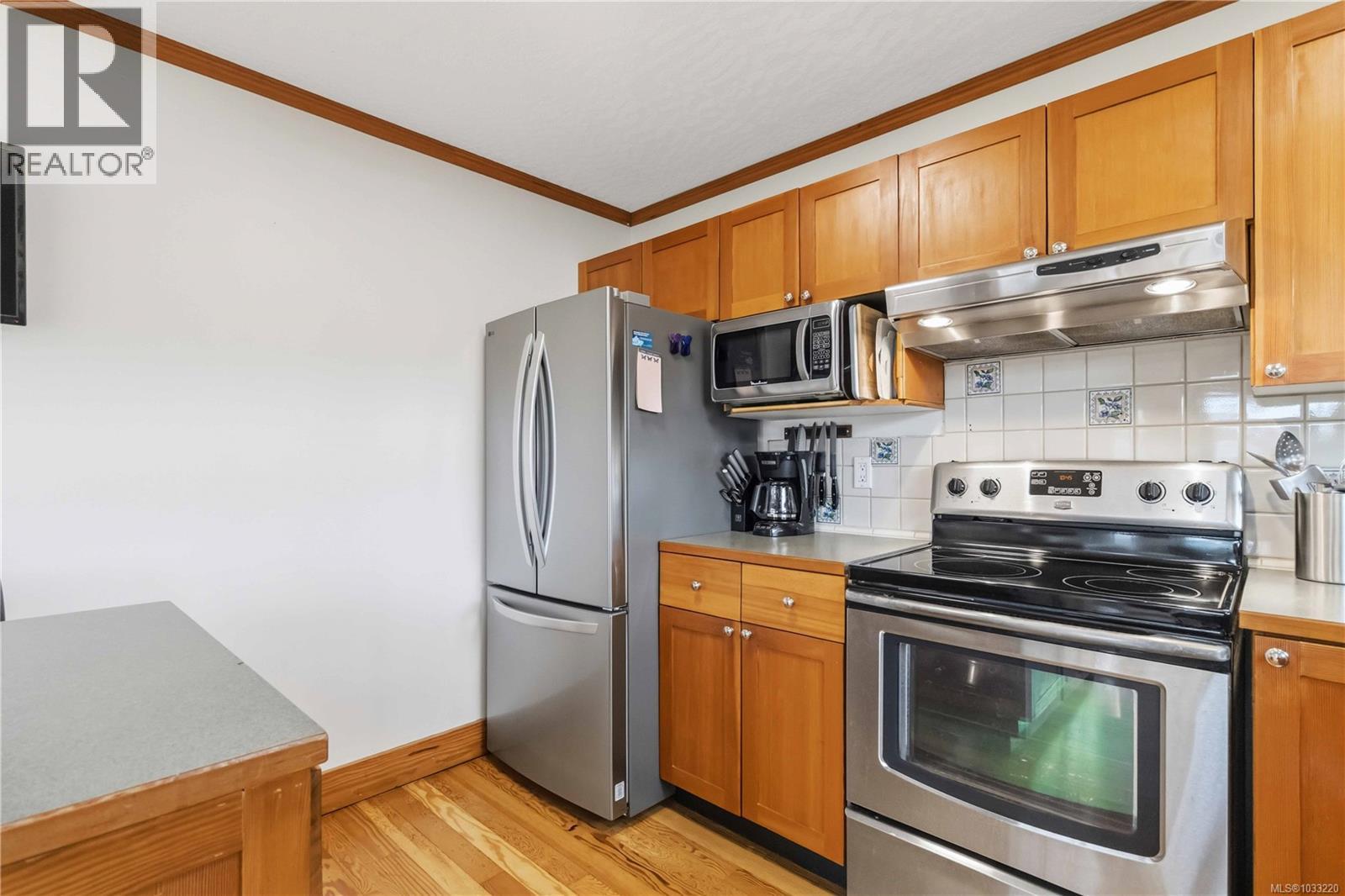 #28 4125 Interurban Rd - 16