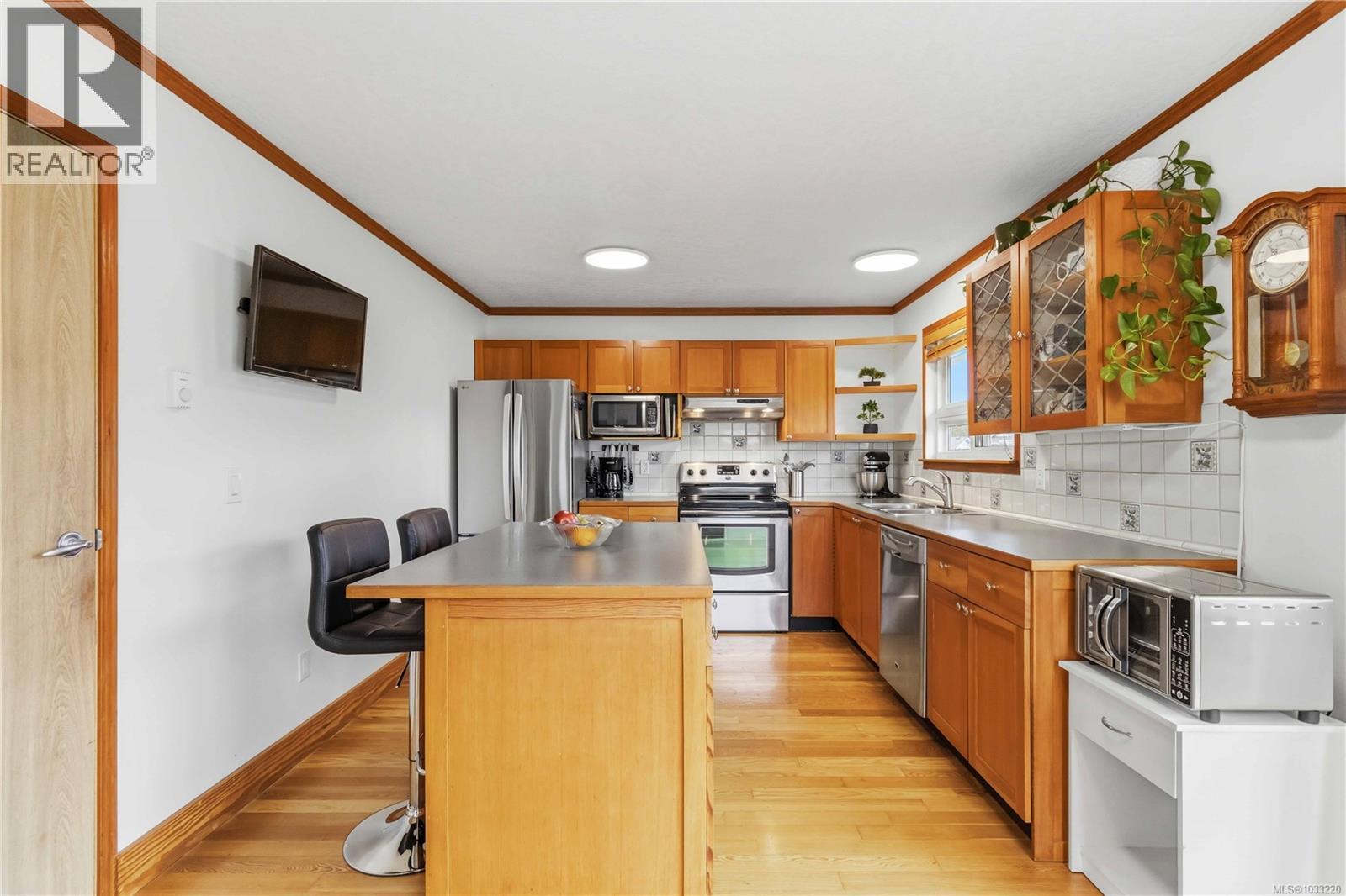 #28 4125 Interurban Rd - 18