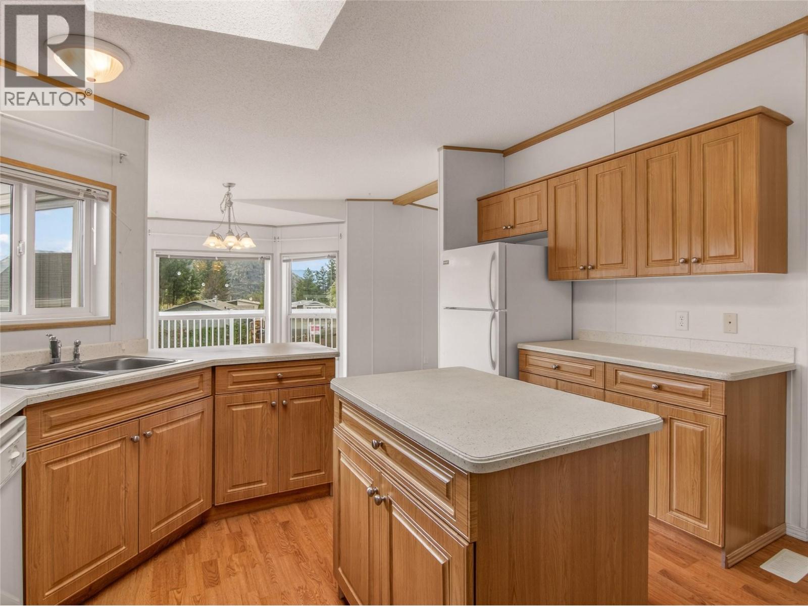 74 1750 Lenz Road, West Kelowna