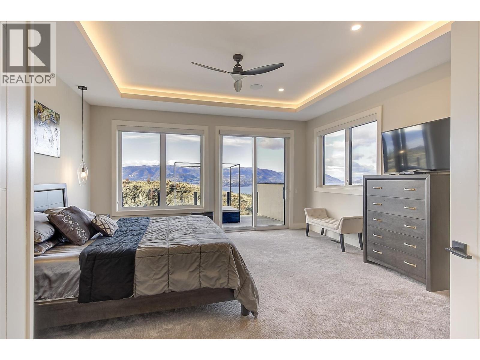  5442 Upper Mission Drive, Kelowna