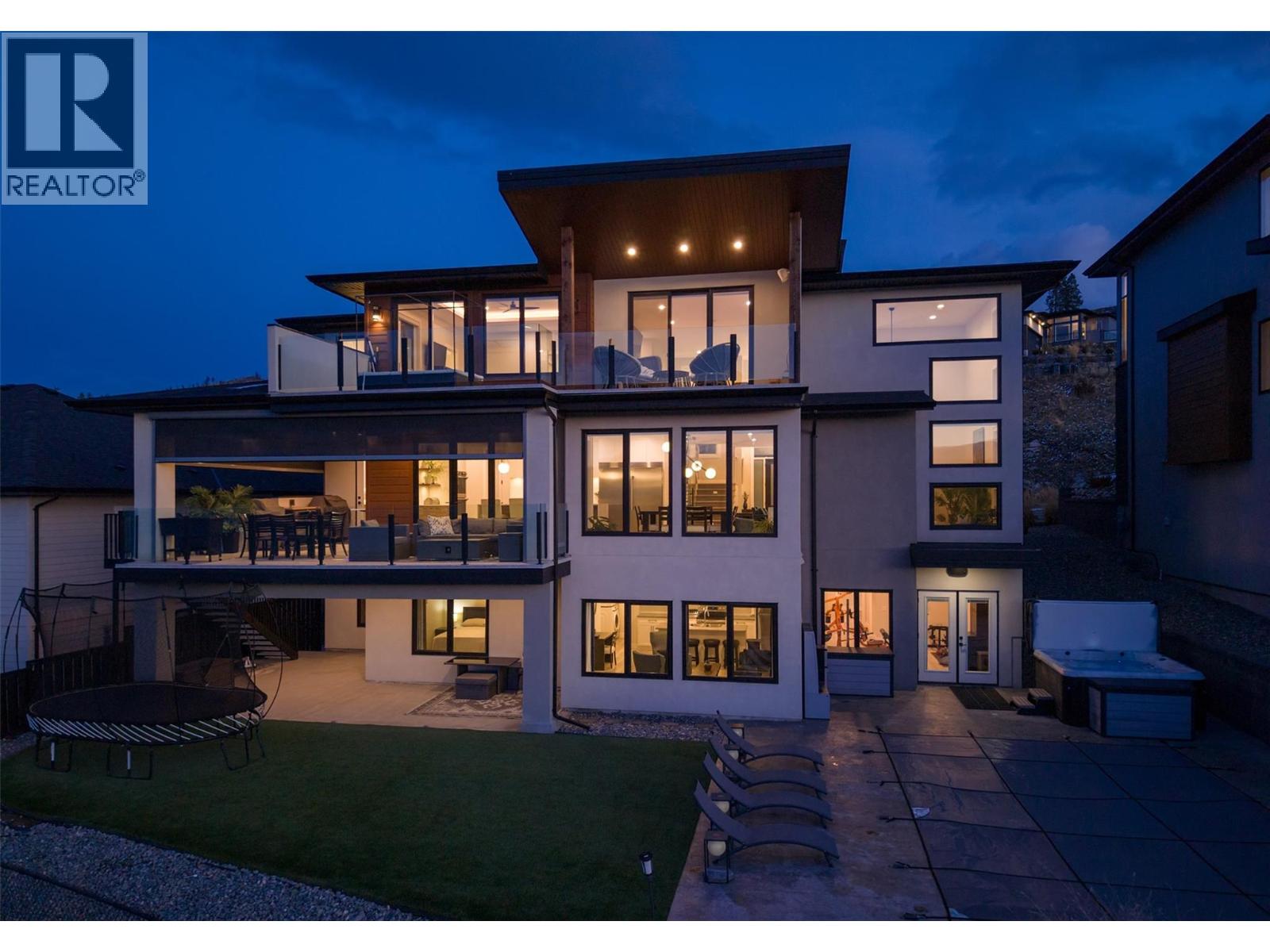  5442 Upper Mission Drive, Kelowna