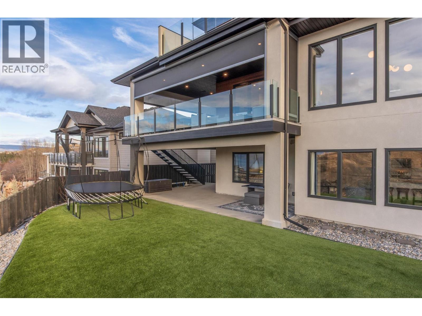  5442 Upper Mission Drive, Kelowna