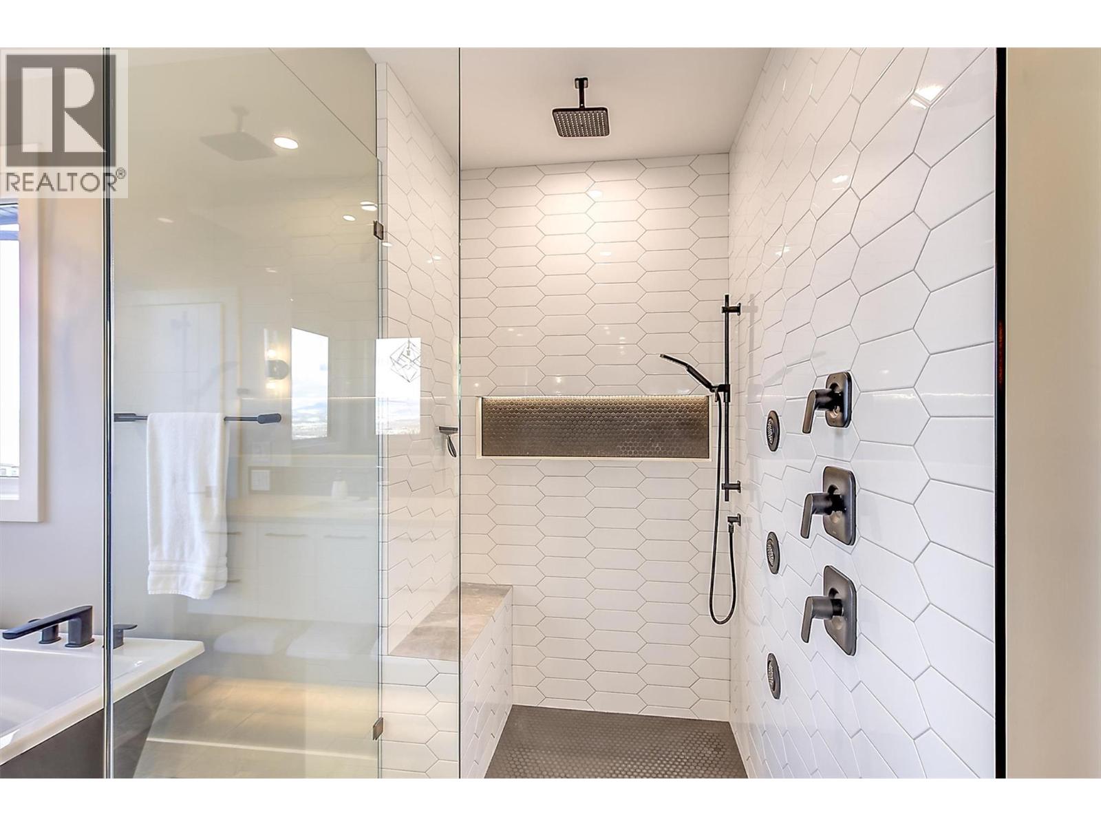5442 Upper Mission Drive - 58