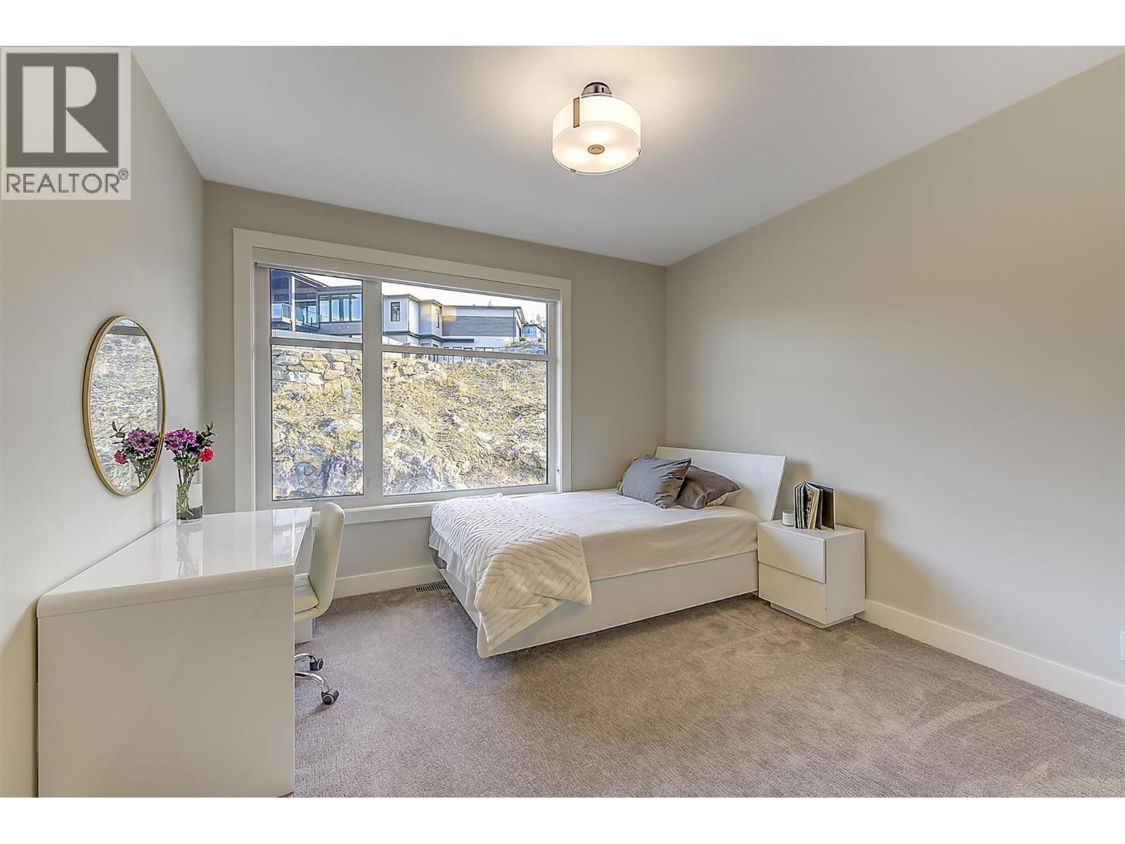  5442 Upper Mission Drive, Kelowna