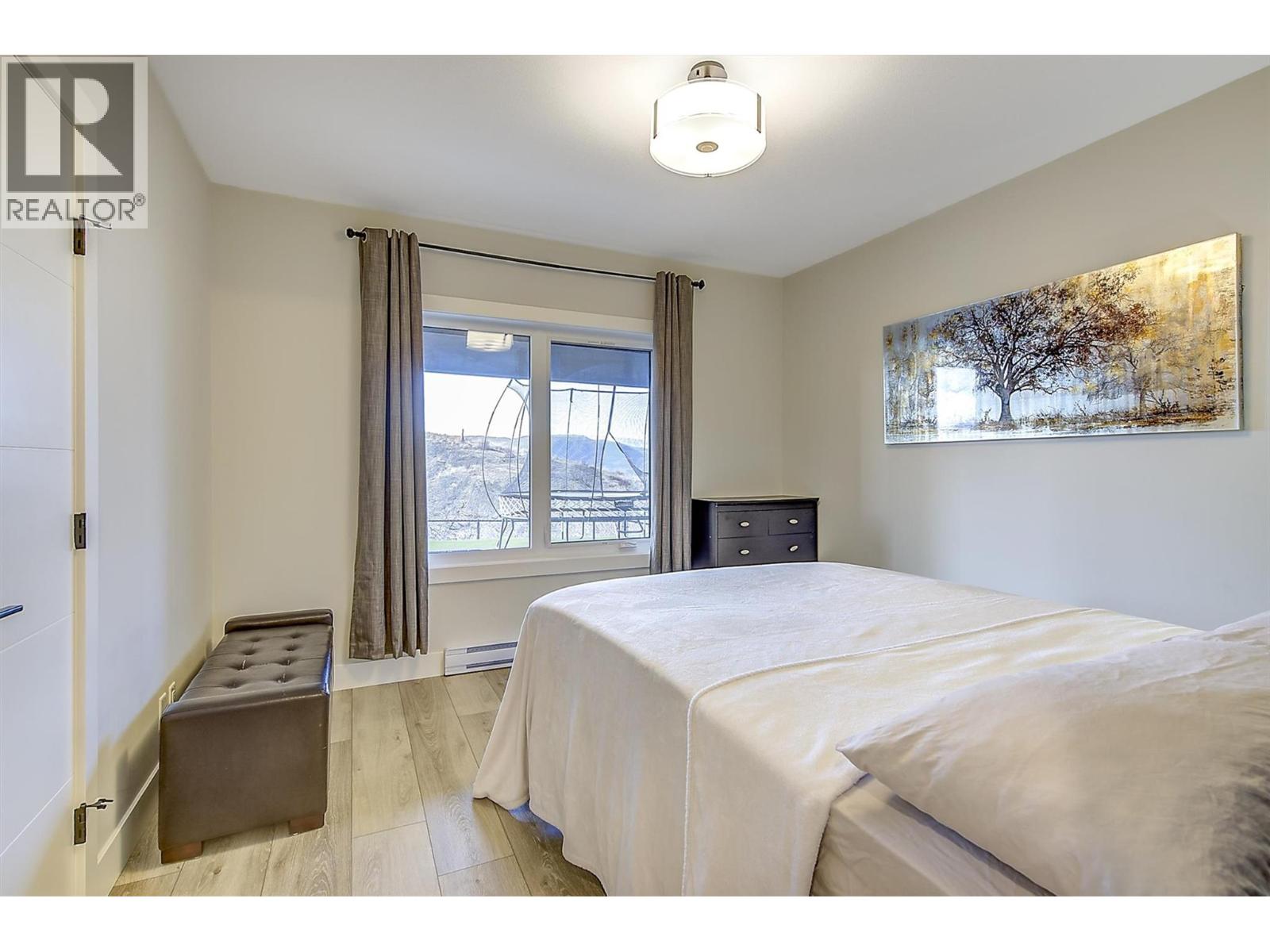  5442 Upper Mission Drive, Kelowna