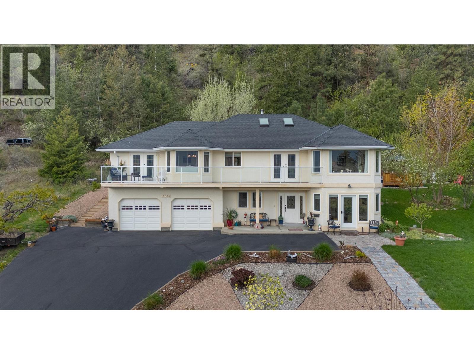10804 GIANTS HEAD Road, Summerland