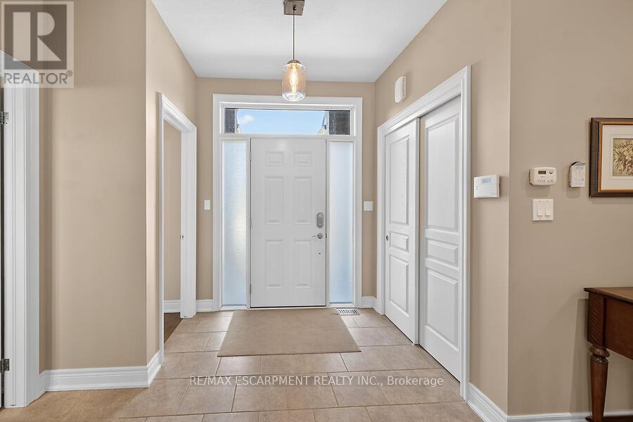 19 LAMPMAN DRIVE - 6