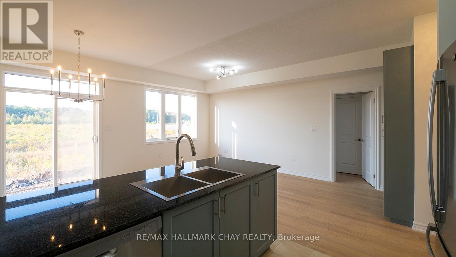 64 HILLCROFT WAY - 12
