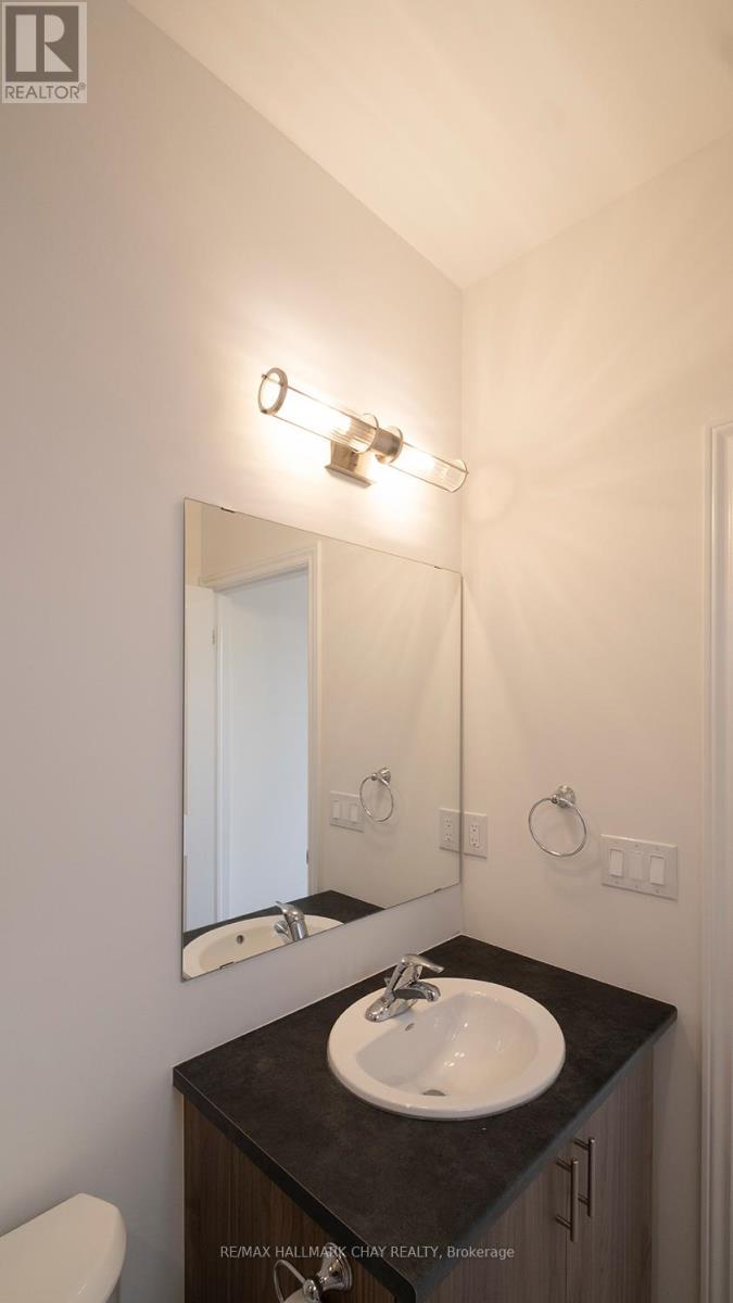 64 HILLCROFT WAY - 17