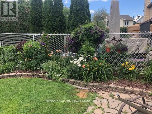 641 WILKIE DRIVE - 23